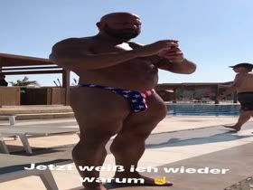 Sexy Steve showing off