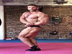 Andy Scott - and he's hot!