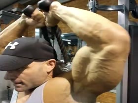 Wow - Amazing Huge Arms