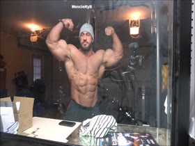 Thumb 4