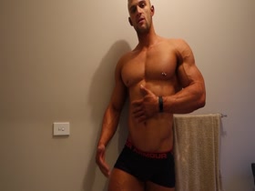 Muscular Nath wanking