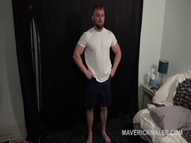 Aaron Muscle Worship