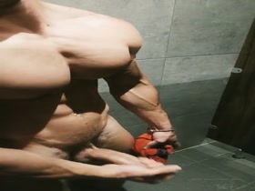 Muscle Hunk and Watersports