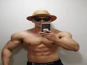Asian Muscle Twink - Hot!