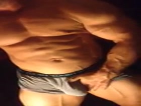 muscle zaddy showing his meat