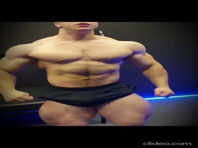 Glasses and Muscles - Vitaly is a Hot Muscle Hunk