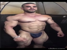 12 more clips of some favourite hot muscle hunks.  How many can you name?