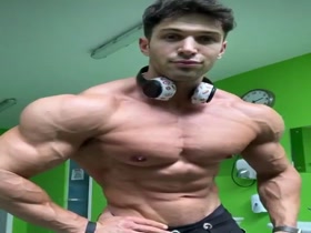 Very Hot Young Muscle Hunk