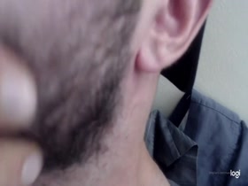 Thumb 11