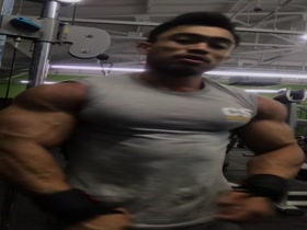 Thumb 16