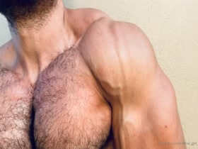 hairy pecs