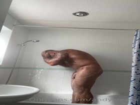 Thumb 16
