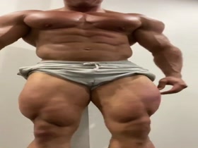 Muscle Daddy - check out those pecs!