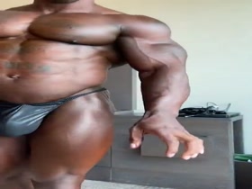 Fitness of Muscle