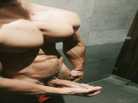 Musclestud has a big uncut cock