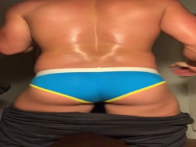 Thumb 12