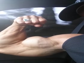 Thumb 5