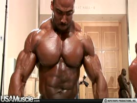 Cedric McMillan - Pumproom