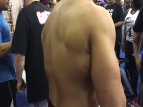 How to troll a bodybuilder