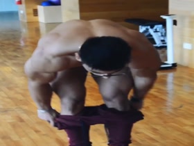 Thumb 12