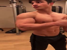 Thumb 11