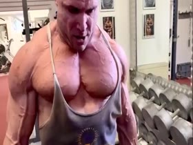 Enrico Frisinghelli arm pumping grunting