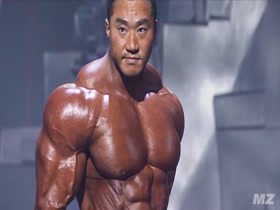 Lee Seung Chul Onstage