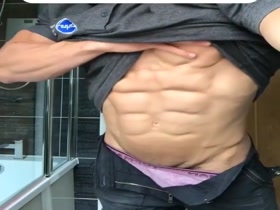 What is this bodybuilder's name?