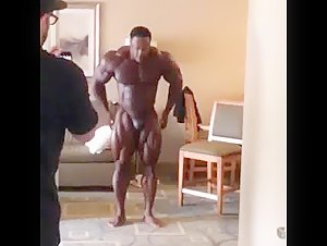 Shawn Rhoden Practice Posing