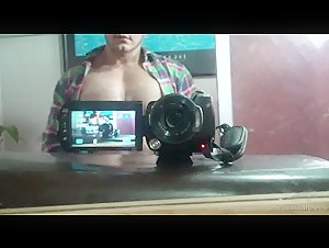 Thumb 8