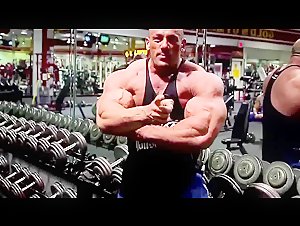 Robert Burneika Beefy Flex