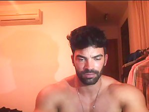 Hot Bodybuilder Jerking Off And Cumming