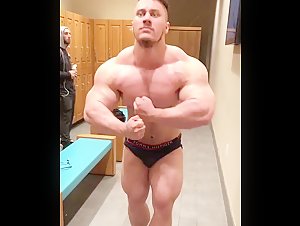 Offseason Massive Elliott Dermond