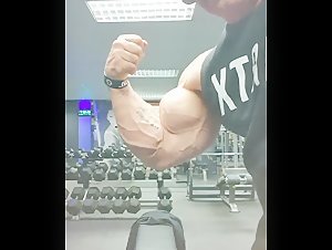 Thumb 7