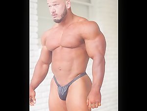 HUNTER LABRADA