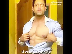 huge pec,who is this guy?