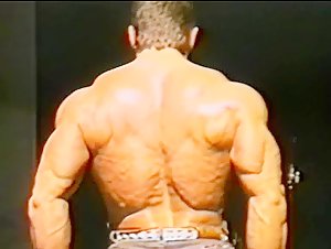 Jeno Kiss Onstage [R]