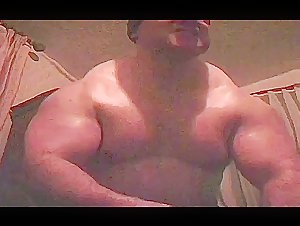 MASSIX - Relaxing Massive Muscleman