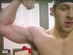 Bodybuilder Joey Whip and his bulging muscles