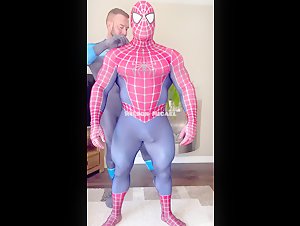 Spiderman undressed!