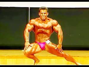 Victor Terra Onstage