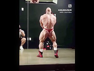 Ifbb pro lewis breed