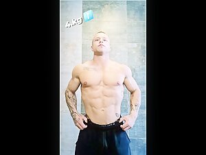 Icelandic Bodybuilder ID @omartheviking