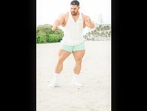 Derek Lunsford! Massive