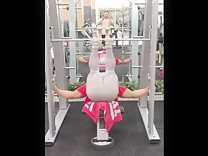 xft squater - watch his glutes 💨 inhale 💨 exhale  💨