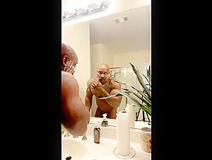 Mac Trucc Muscle Daddy