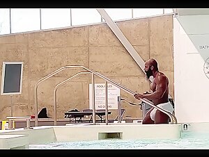 Infinity Nokia Niven bulges at the pool