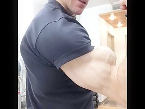 Thumb 8
