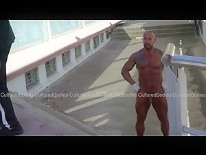 Bodybuilder Nude Backstage