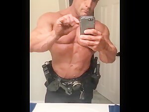 MUSCLE COP